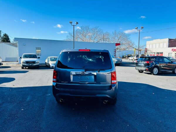 2015 Honda Pilot SE 4WD - Image 6