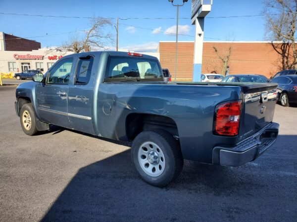 2010 Chevrolet Silverado 1500 - Image 4