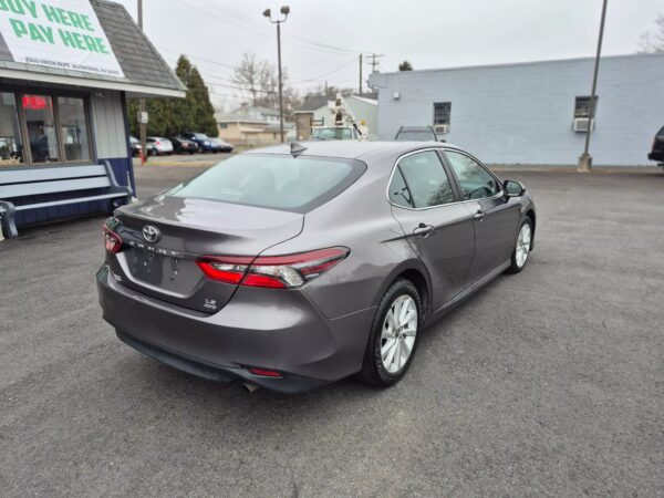 2023 Toyota Camry LE AWD - Image 13