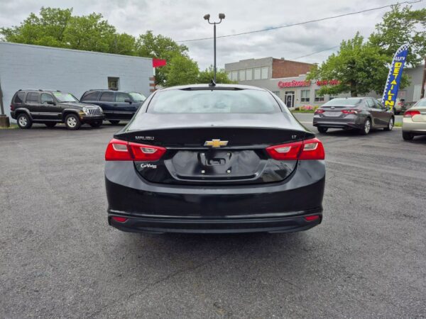 2018 Chevy Malibu LT - Image 7
